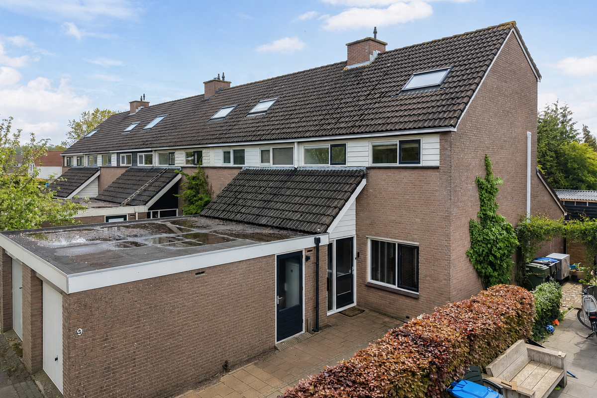 Schatzenburg 9