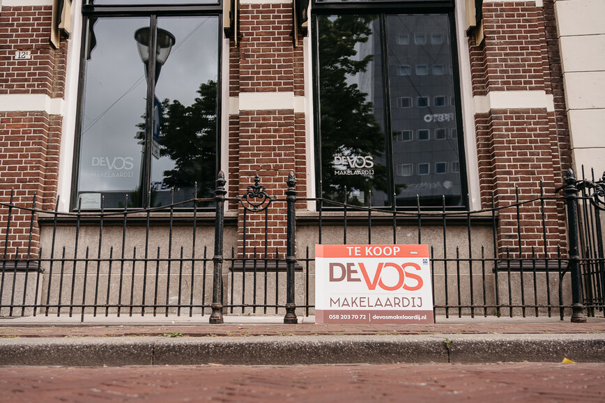 Wat doet een verkoopmakelaar precies?